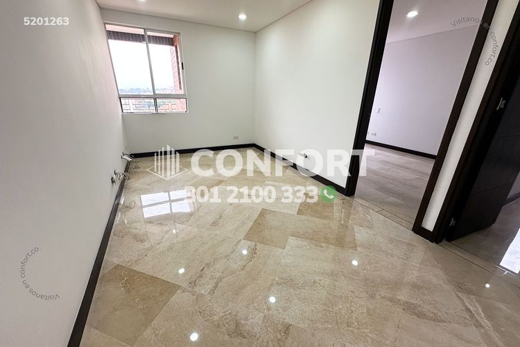 Apartamento de 3 alcobas en arriendo en Los Colores, Medellín, 300 m² · foto 16 de 24