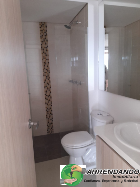 Apartamento en venta en Centro, Itagüí · foto 4 de 14