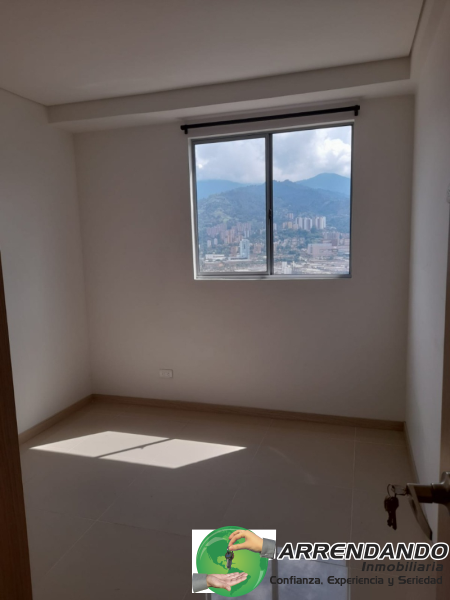 Apartamento en venta en Centro, Itagüí · foto 7 de 14