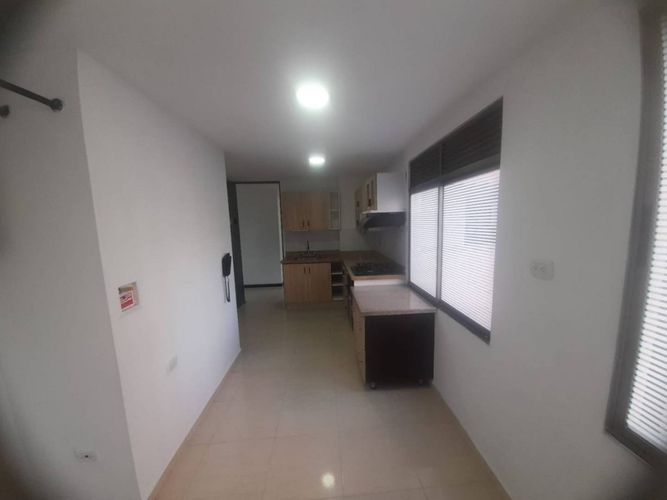 Apartamento de 3 alcobas en arriendo en Conquistadores, Medellín, 110 m² · foto 3 de 24
