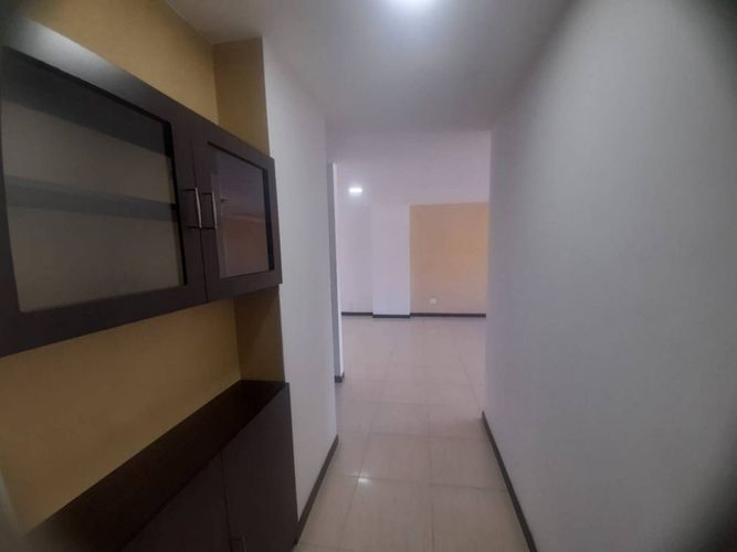 Apartamento de 3 alcobas en arriendo en Conquistadores, Medellín, 110 m² · foto 4 de 24