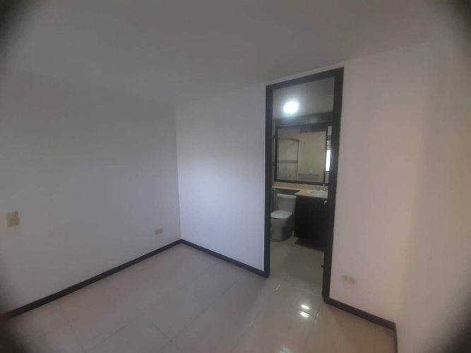 Apartamento de 3 alcobas en arriendo en Conquistadores, Medellín, 110 m² · foto 17 de 24
