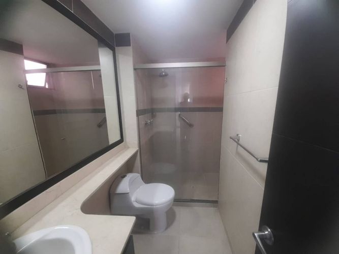 Apartamento de 3 alcobas en arriendo en Conquistadores, Medellín, 110 m² · foto 22 de 24