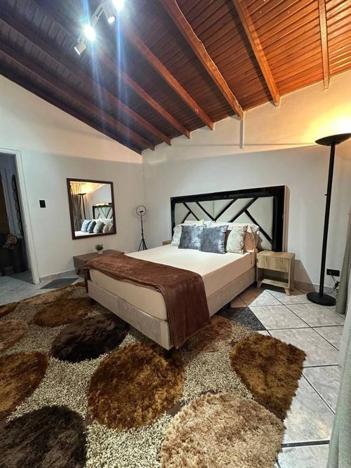 Apartamento de 2 alcobas en arriendo en Calasanz, Medellín, 80 m² · foto 8 de 11