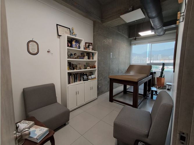 Oficina en venta en Manuel Restrepo, Sabaneta, 40 m² · foto 4 de 9