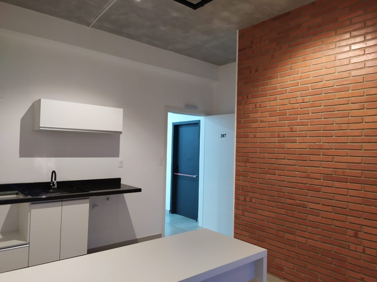 VENDO DEPARTAMENTO DE UN DORMITORIO CON COCHERA, PRONTA ENTREGA — foto 2