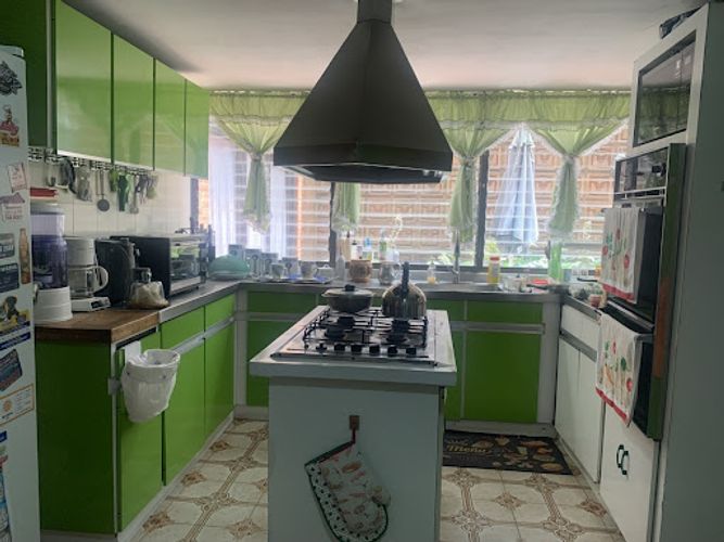 Apartamento de 3 alcobas en venta en La Cabrera, Bogotá, 300 m² · foto 7 de 24