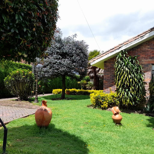 Casa en venta en Guaymaral, Bogotá · foto 2 de 24
