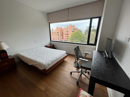 Apartamento en venta en Los Rosales, Bogotá · foto 14 de 23