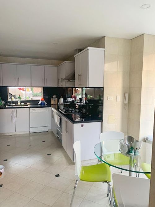 Casa de 3 alcobas en venta en Sotileza, Bogotá, 268 m² · foto 3 de 24