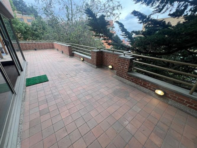Apartamento de 4 alcobas en venta en El Retiro, Bogotá, 525 m² · foto 2 de 24