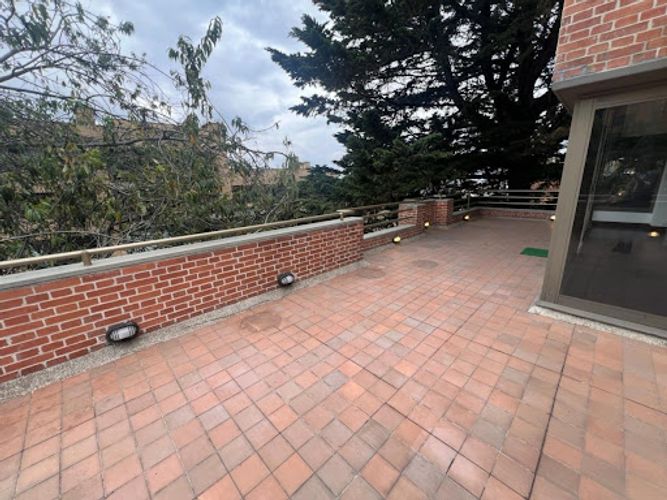 Apartamento de 4 alcobas en venta en El Retiro, Bogotá, 525 m² · foto 3 de 24