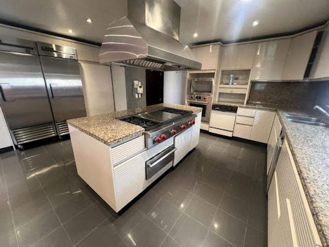 Apartamento de 4 alcobas en venta en El Retiro, Bogotá, 525 m² · foto 6 de 24