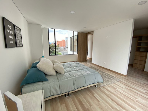 Apartamento en venta en Quinta Paredes, Bogotá · foto 6 de 16