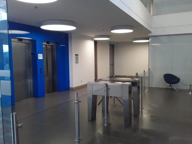 Oficina en venta en Cr. Valles De Cajica, Cajicá, 36 m² · foto 2 de 24