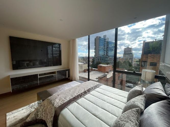Apartamento de 3 alcobas en venta en Chico Norte, Bogotá, 281 m² · foto 13 de 23