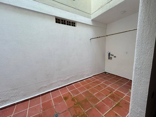 Apartamento en venta en Laureles, Medellín · foto 7 de 24