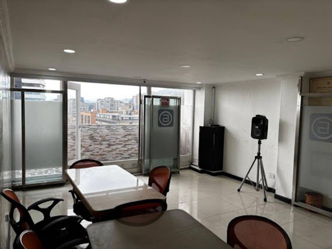 Apartamento de 4 alcobas en venta en Centro Internacional, Bogotá, 110 m² · foto 5 de 24