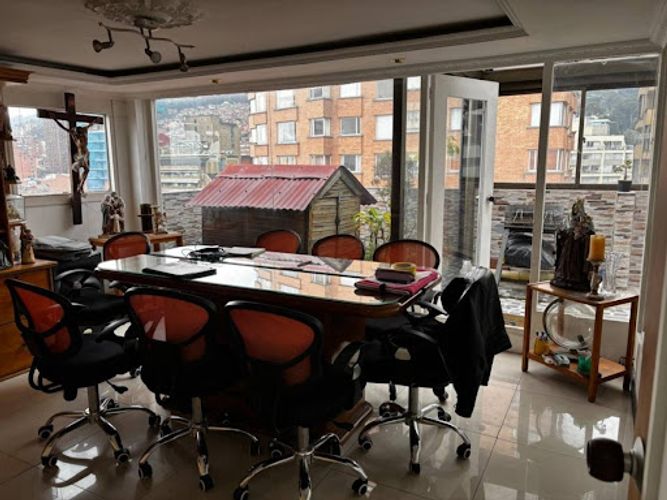 Apartamento de 4 alcobas en venta en Centro Internacional, Bogotá, 110 m² · foto 8 de 24