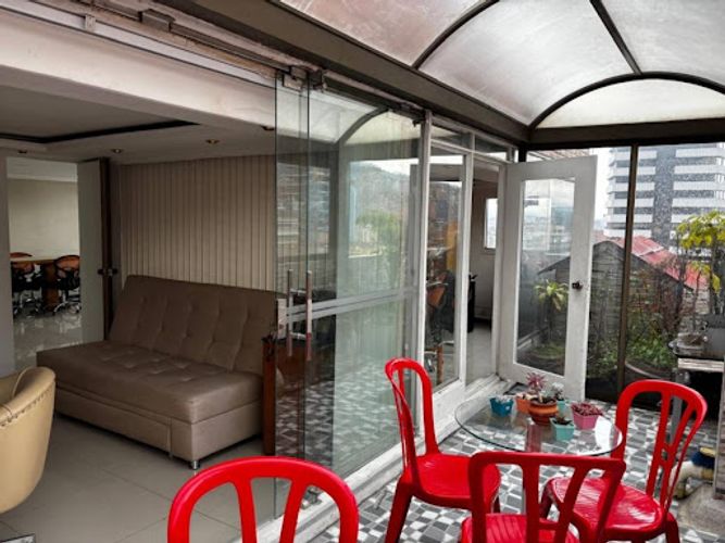 Apartamento de 4 alcobas en venta en Centro Internacional, Bogotá, 110 m² · foto 12 de 24