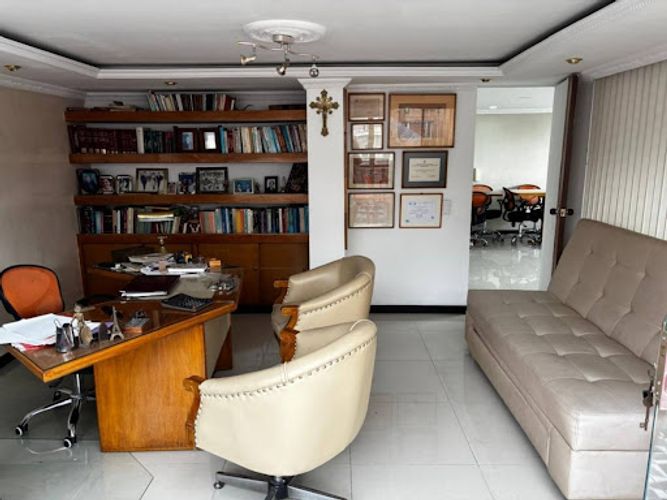Apartamento de 4 alcobas en venta en Centro Internacional, Bogotá, 110 m² · foto 14 de 24