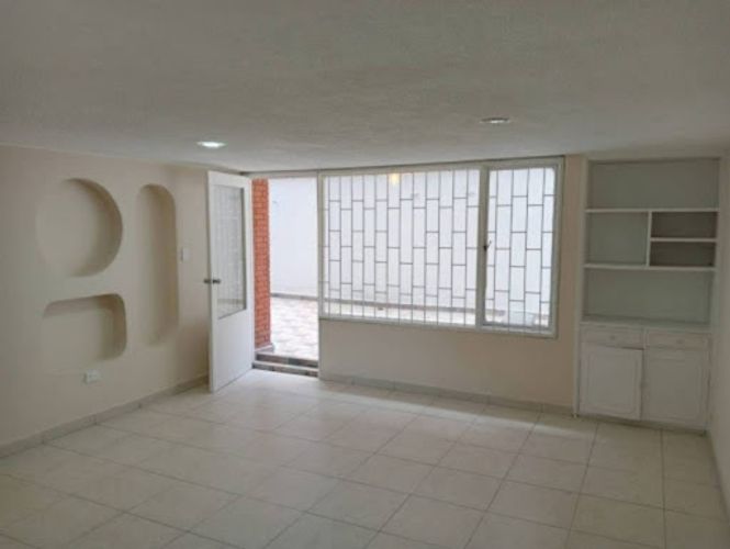 Apartamento de 2 alcobas en venta en Cataluna, Bogotá, 78 m² · foto 3 de 21