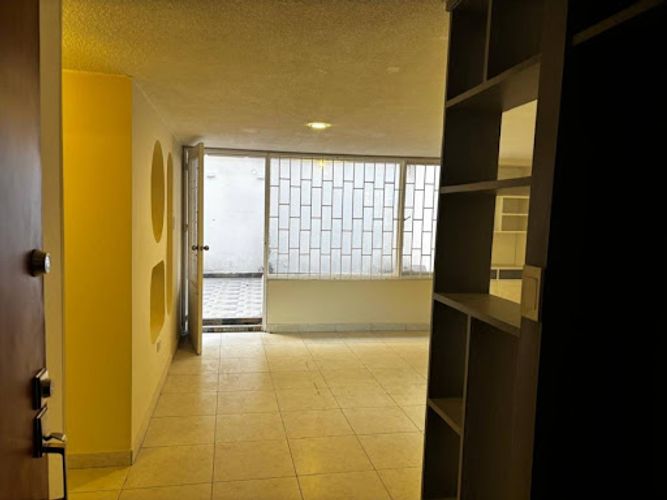 Apartamento de 2 alcobas en venta en Cataluna, Bogotá, 78 m² · foto 12 de 21