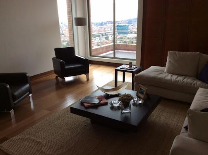 Apartamento de 3 alcobas en venta en Santa Ana Centro Comercial Boutique, Bogotá, 500 m² · foto 10 de 15