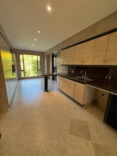 Apartamento en venta en Santa Barbara Alta, Bogotá · foto 7 de 24