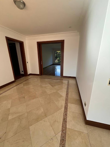 Apartamento en venta en Santa Barbara Alta, Bogotá · foto 11 de 24
