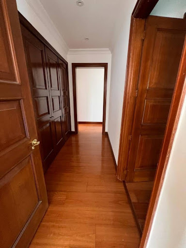 Apartamento en venta en Santa Barbara Alta, Bogotá · foto 12 de 24