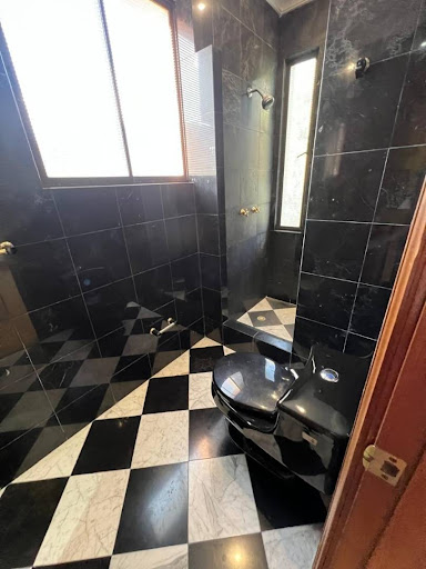 Apartamento en venta en Santa Barbara Alta, Bogotá · foto 19 de 24