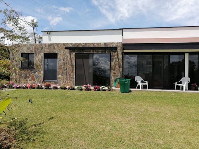 Casa de 3 alcobas en venta en El Congal, Armenia, 313 m² · foto 17 de 22