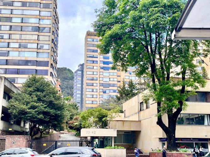 Apartamento de 3 alcobas en venta en Bellavista, Bogotá, 234 m² · foto 11 de 11
