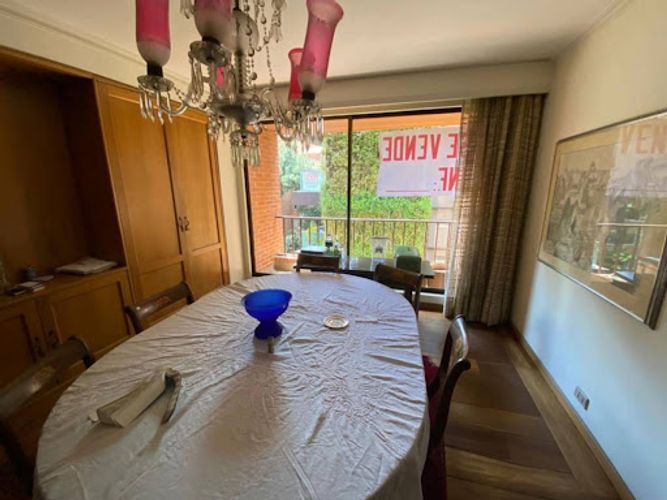 Apartamento de 3 alcobas en venta en Los Rosales, Bogotá, 246 m² · foto 7 de 24