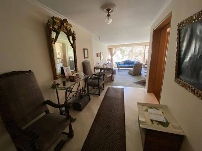 Apartamento de 3 alcobas en venta en Los Rosales, Bogotá, 246 m² · foto 18 de 24
