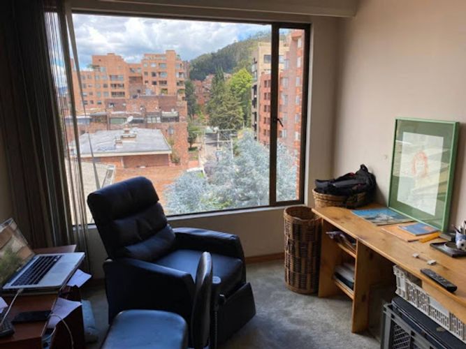 Apartamento de 3 alcobas en venta en Los Rosales, Bogotá, 246 m² · foto 20 de 24