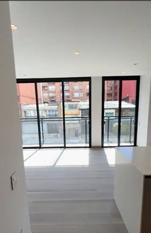 Apartamento de 2 alcobas en venta en El Virrey, Bogotá, 92 m² · foto 8 de 21