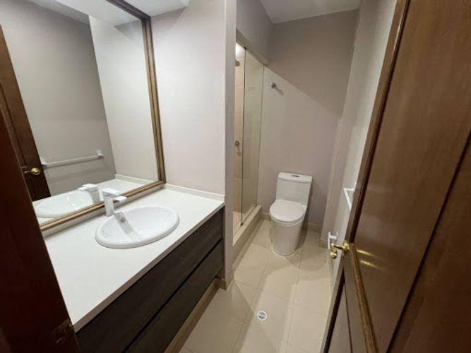 Apartamento de 3 alcobas en venta en Santa Barbara Alta, Bogotá, 276 m² · foto 14 de 21