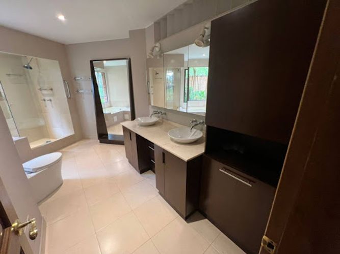 Apartamento de 3 alcobas en venta en Santa Barbara Alta, Bogotá, 276 m² · foto 19 de 21