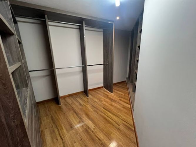 Apartamento de 3 alcobas en venta en Santa Barbara Alta, Bogotá, 276 m² · foto 21 de 21