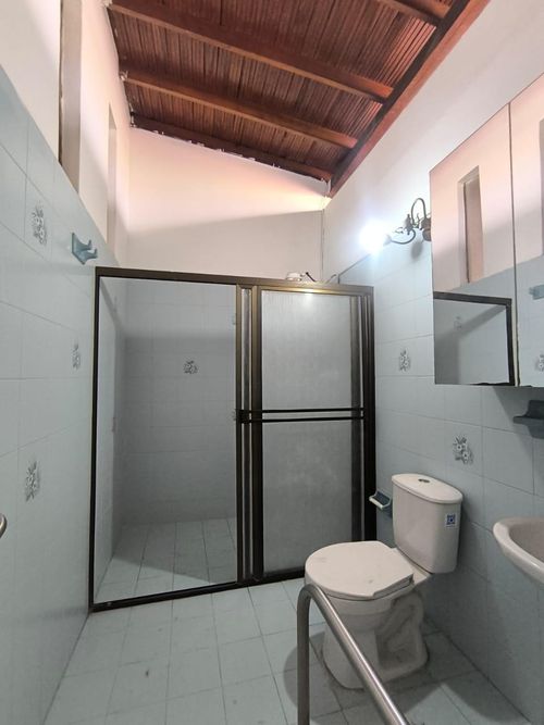 Casa de 5 alcobas en venta en Los Colores, Medellín, 231 m² · foto 19 de 24