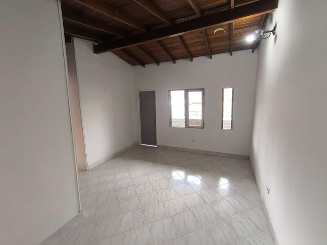 Casa de 5 alcobas en venta en Los Colores, Medellín, 231 m² · foto 20 de 24