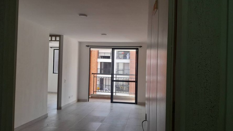 Apartamento de 2 alcobas en venta en Parque Natura, Jamundí, 53 m² · foto 2 de 24
