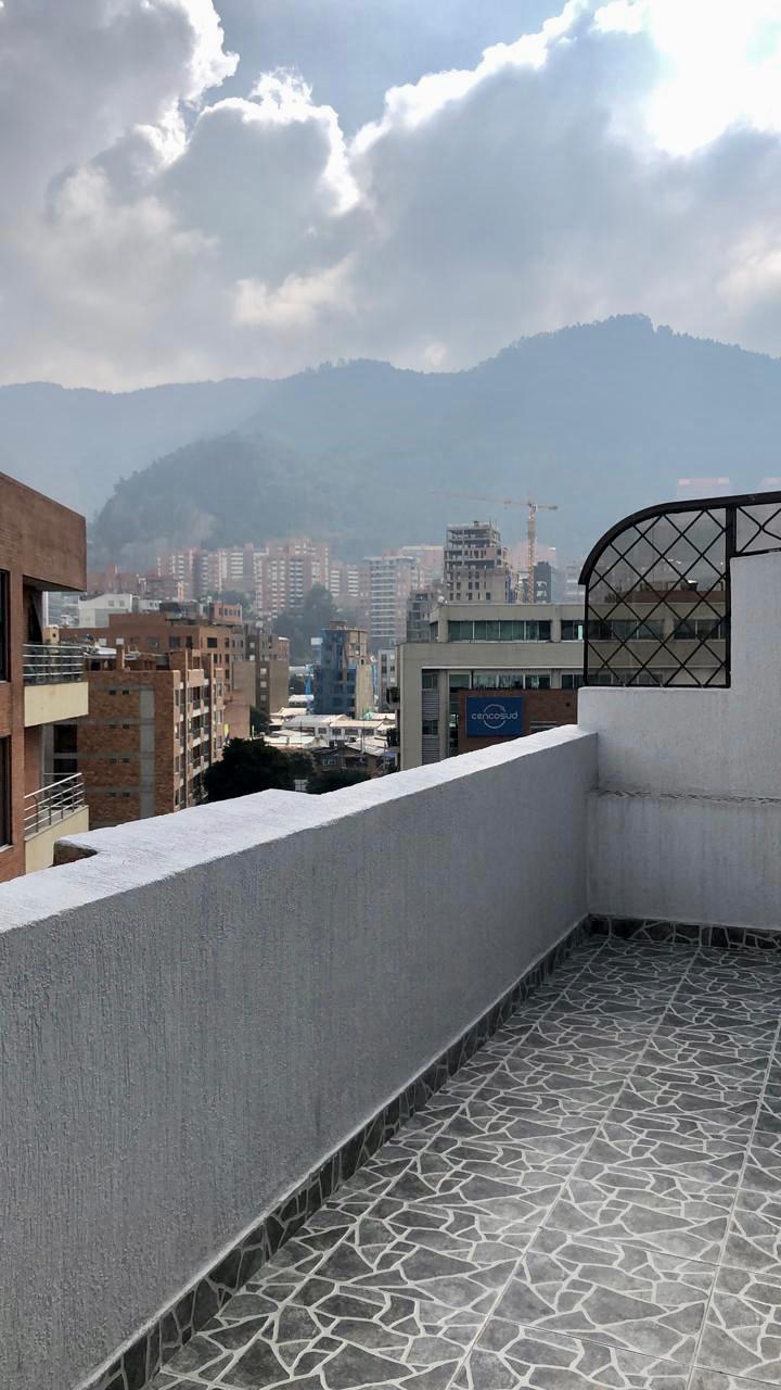 Apartamento en venta en Santa Barbara Central, Bogotá · foto 3 de 18