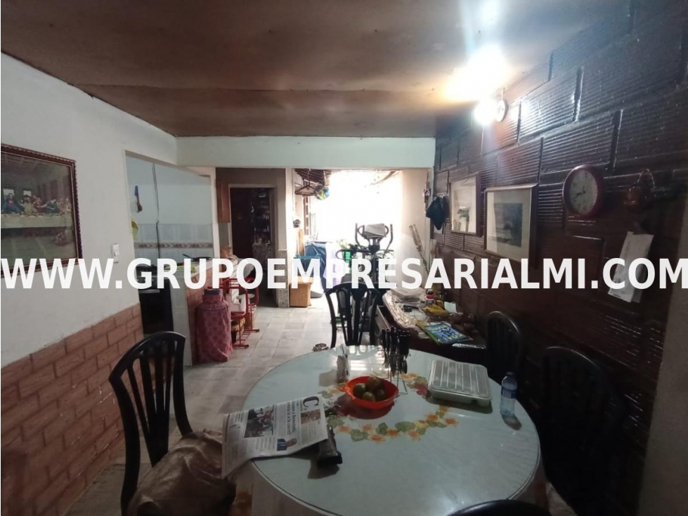 Apartaestudio for sale in Belén, Medellín 2