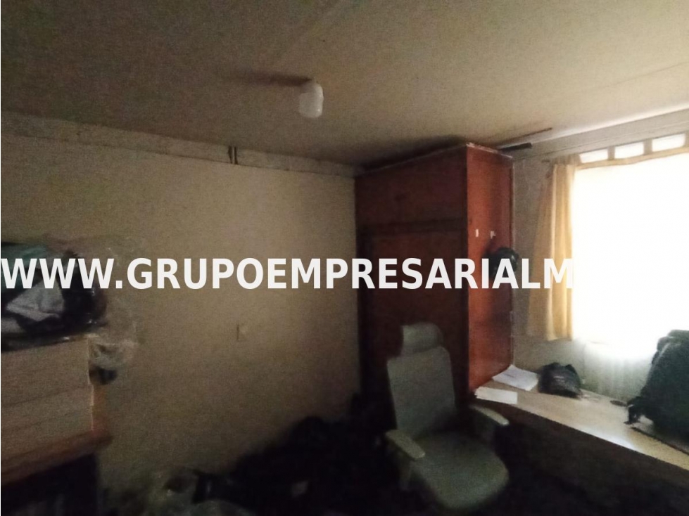 Apartaestudio for sale in Belén, Medellín 4