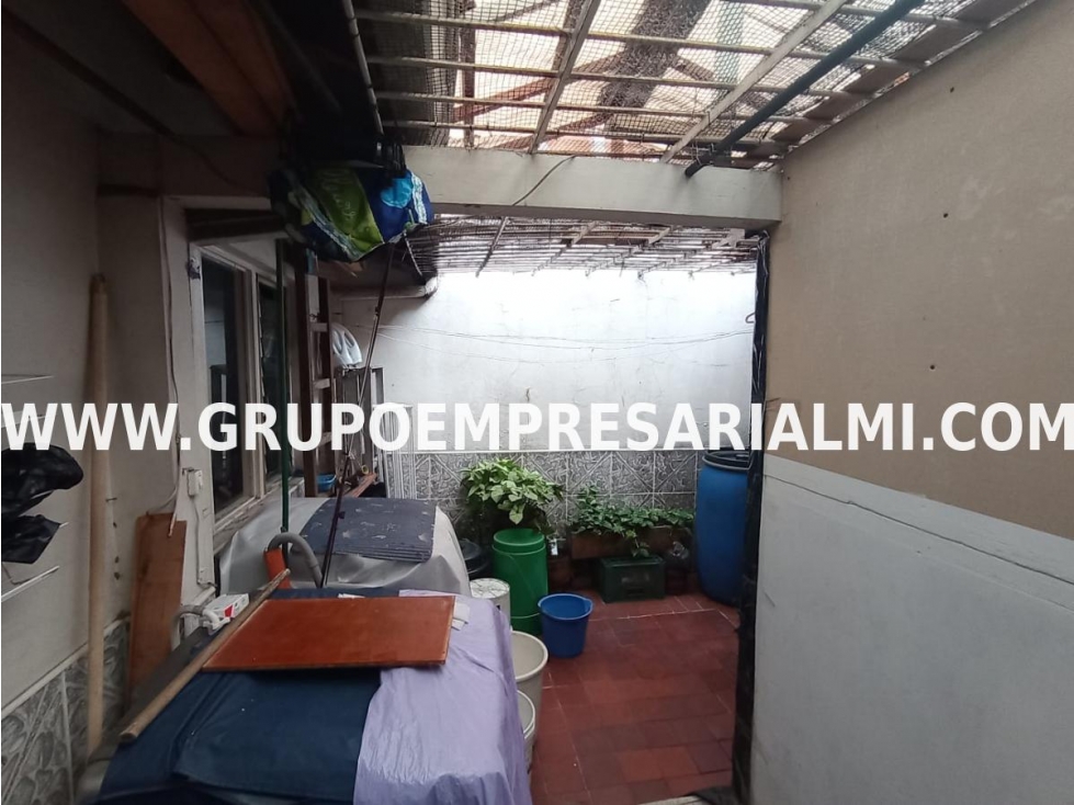 Apartaestudio for sale in Belén, Medellín 5