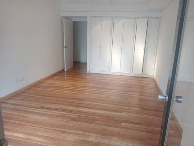 Apartamento de 3 alcobas en venta en El Retiro, Bogotá, 242 m² · foto 15 de 24