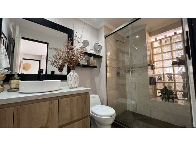 Apartamento de 3 alcobas en venta en La Florida, Medellín, 137 m² · foto 7 de 15